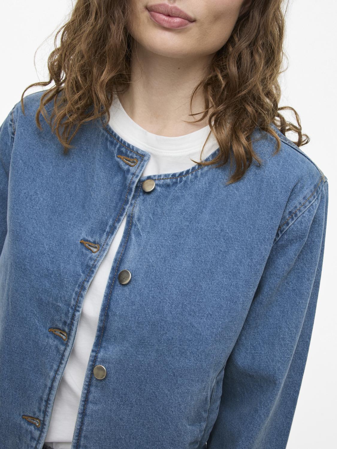 model_shot-detail