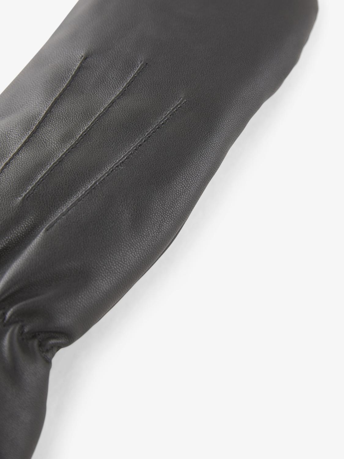 model_shot-detail