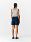 model_shot-back