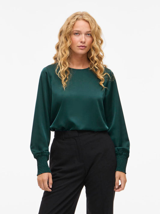 model_shot-front