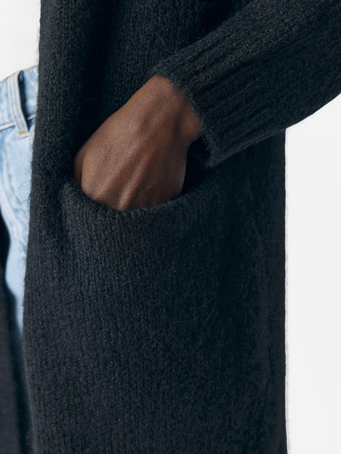 model_shot-detail