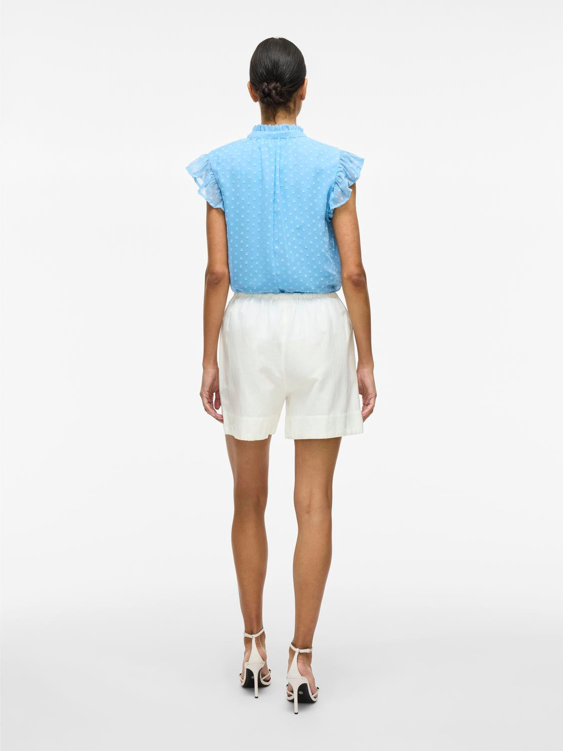 model_shot-back