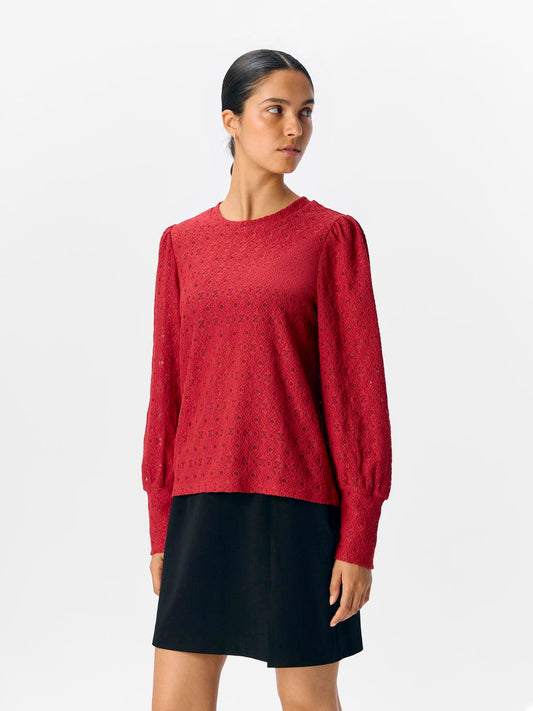 model_shot-front