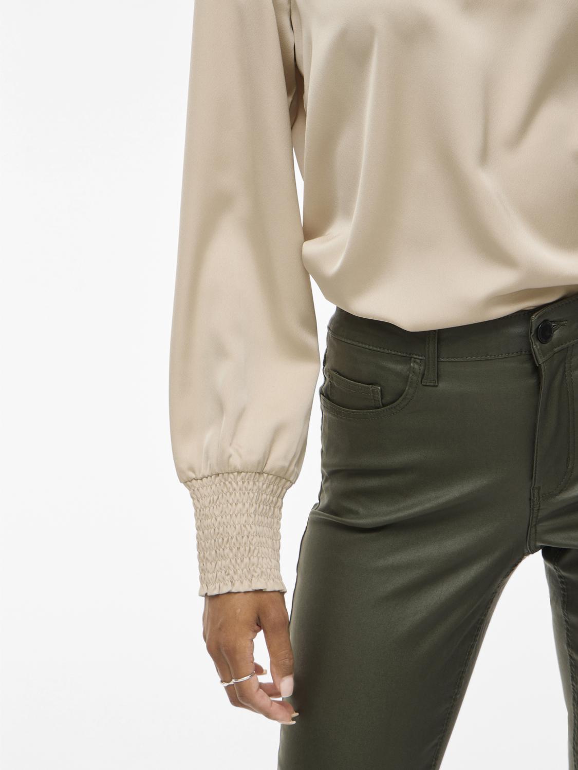 model_shot-detail