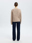 model_shot-back
