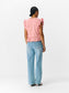 model_shot-back