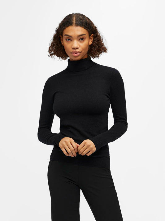 model_shot-front
