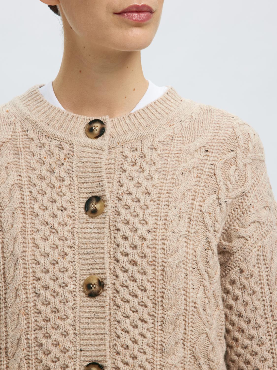 model_shot-detail