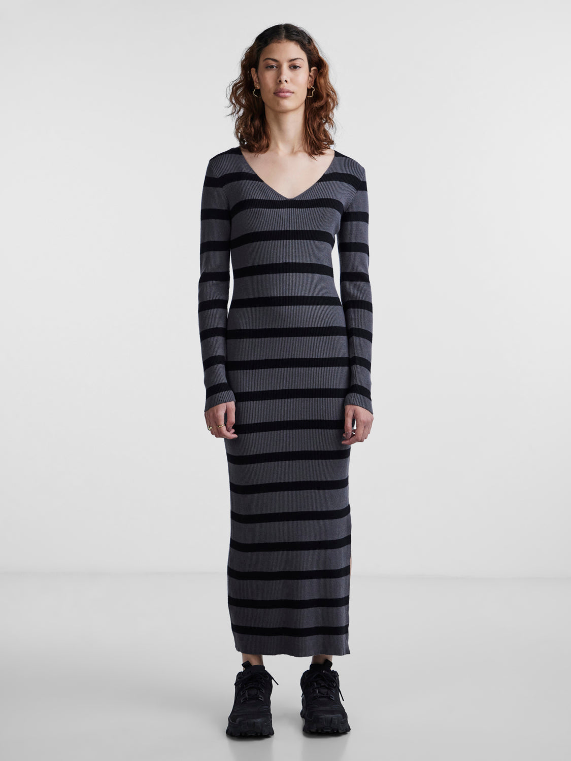 PCANIKA Dress - Magnet