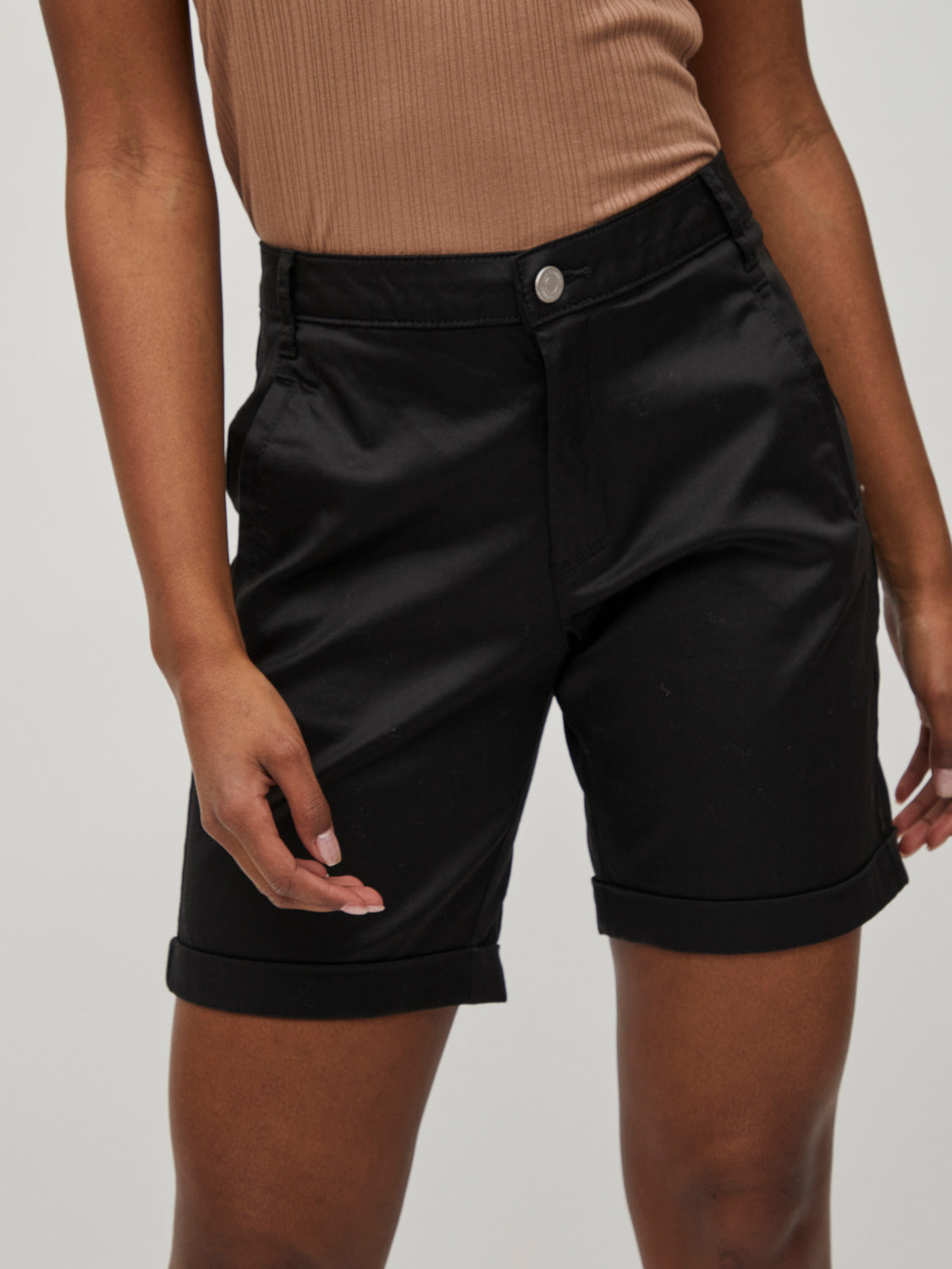 VICHINO Shorts - Black