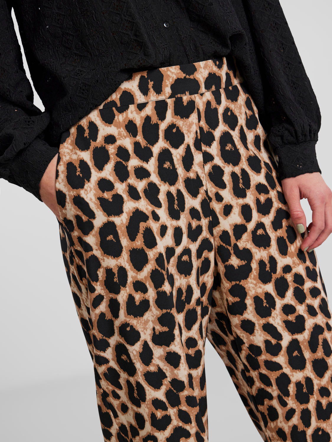 PCGURLA Pants - Black
